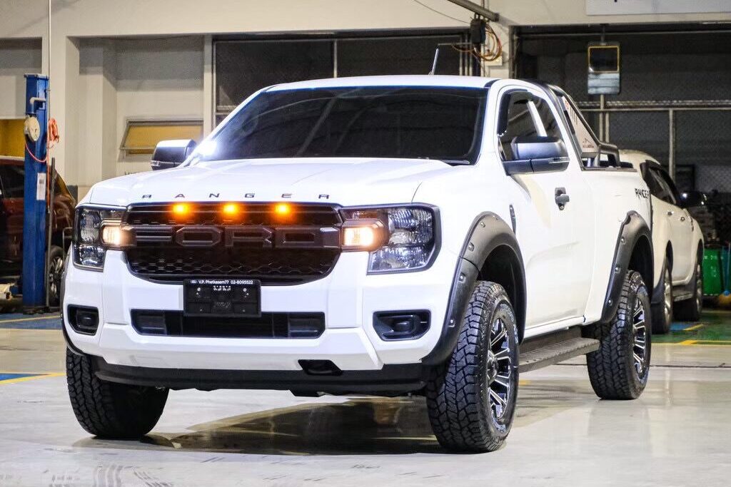 Ford Ranger Rass XL+ 6MT ราคา 734,000 บาท