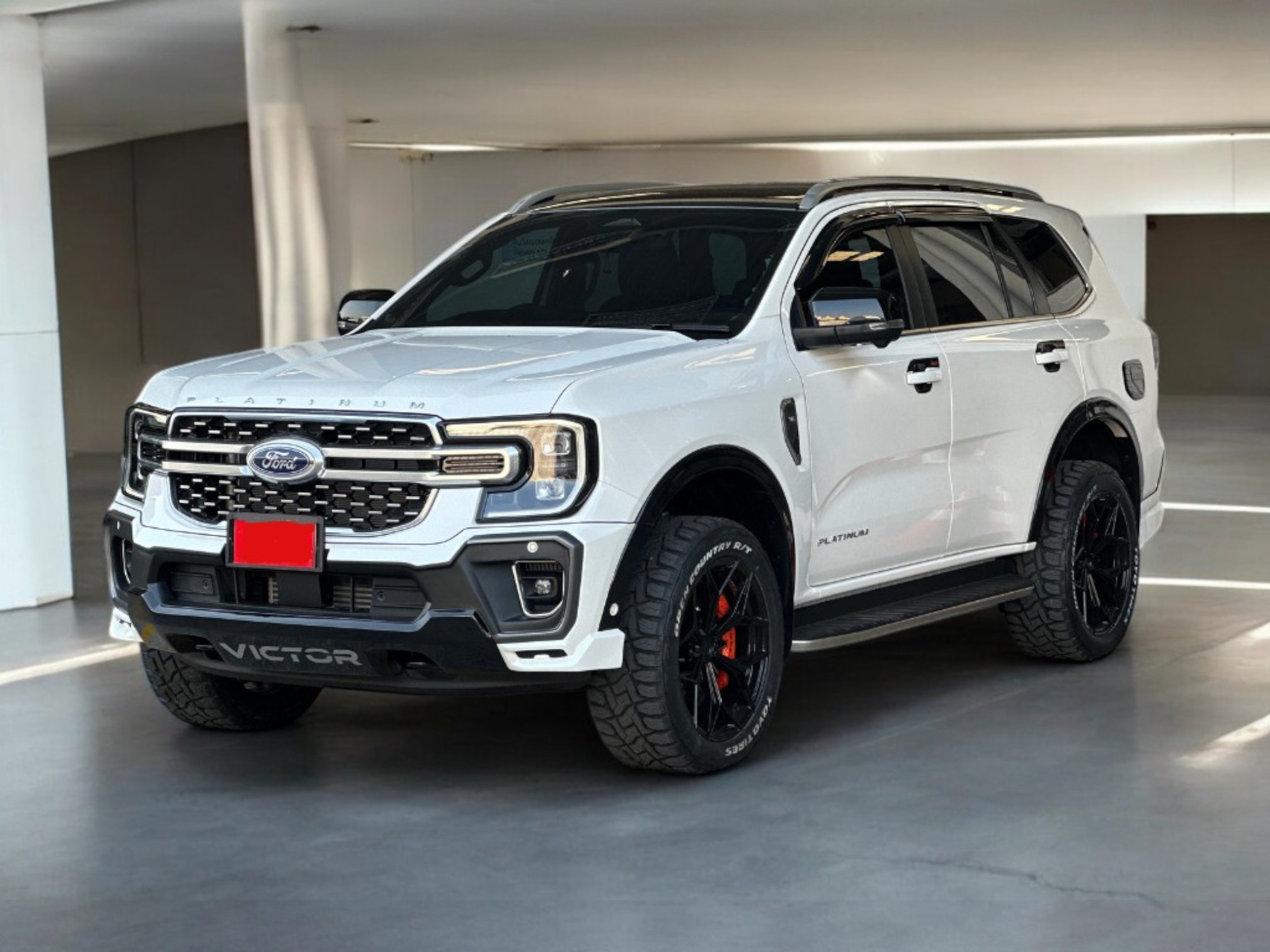 Ford Everest Platinum 4x4 3.0L 10AT ราคารถ 2,284,000 บาท