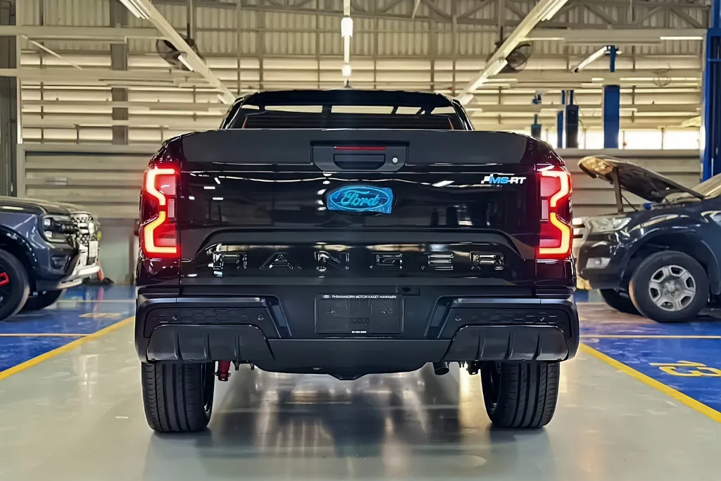 Ford Ranger MS-RT สีดำ