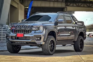 Ford Ranger Wildtrak สีเทาดำ แต่งชุด Victor