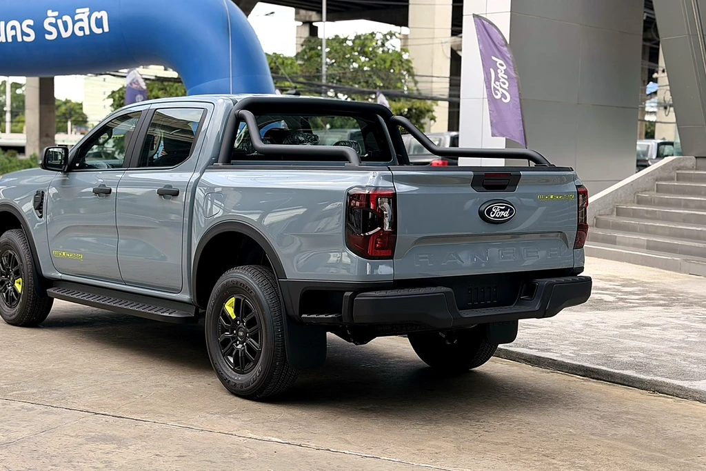 โรลบาร์และพื้นปูกระบะท้าย Ford Ranger Wolftrak 2026